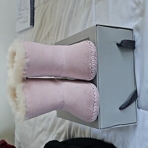 Uggs boots